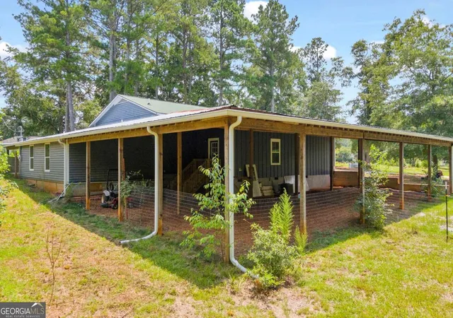 Photo 3 of Single family home for sale at 239 Jeremy Dr, Colbert, GA 30628 | MLS# 10815310 | Listing updated on 2026-08-13