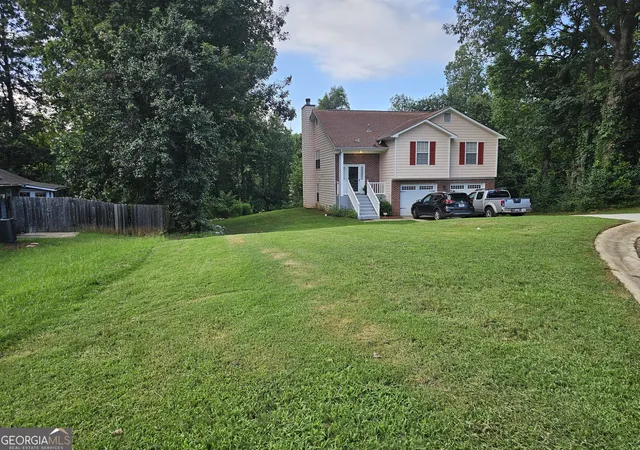 Photo 2 of Single family home for sale at 3536 Stonefield Ct, Rex, GA 30273 | MLS# 10811908 | Listing updated on 2026-08-20