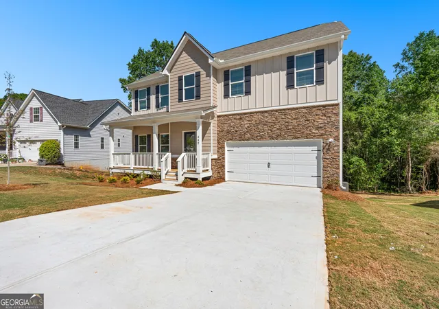 Homes for sale in Newnan, GA | 442 The Boulevard, Newnan, GA 30263 | MLS# 10777382