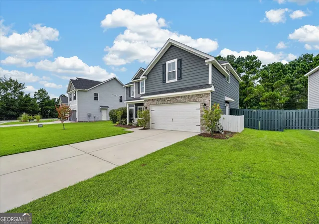 Photo 3 of Single family home for sale at 55 Beckley Dr, Richmond Hill, GA 31324 | MLS# 10825829 | Listing updated on 2026-10-15