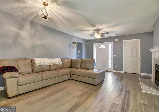 Photo 3 of Single family home for sale at 339 Regal Rd, Jackson, GA 30233 | MLS# 10805422 | Listing updated on 2026-09-10