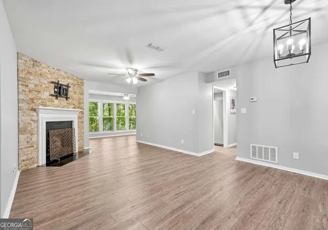 Photo 2 of Condo for sale at 3019 Cyn Point Cir, Roswell, GA 30076 | MLS# 10739257 | Listing updated on 2026-08-01