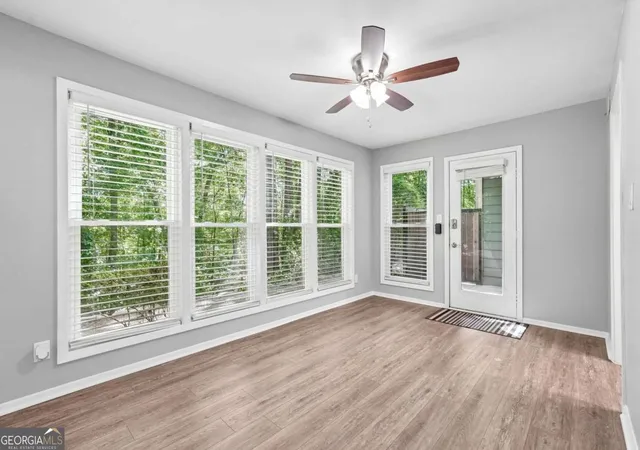 Photo 4 of Condo for sale at 3019 Cyn Point Cir, Roswell, GA 30076 | MLS# 10739257 | Listing updated on 2026-08-01