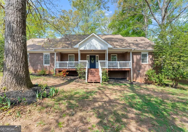 Homes for sale in Bogart, GA | 1890 Cleveland Rd, Bogart, GA 30622 | MLS# 10728642
