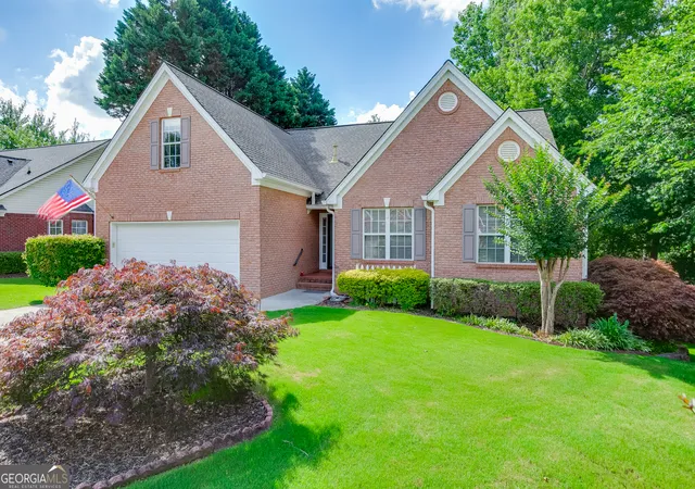 Photo 2 of Sale Pending at 3335 Rivers End Pl, Buford, GA 30519 | MLS# 10774413 | Listing updated on 2026-09-26