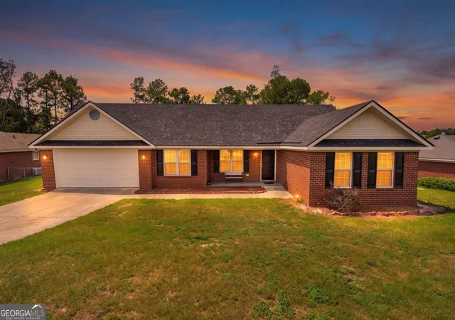 Photo 2 of Sale Pending at 2025 Clarkston Dr, Augusta, GA 30909 | MLS# 10826159 | Listing updated on 2026-09-11
