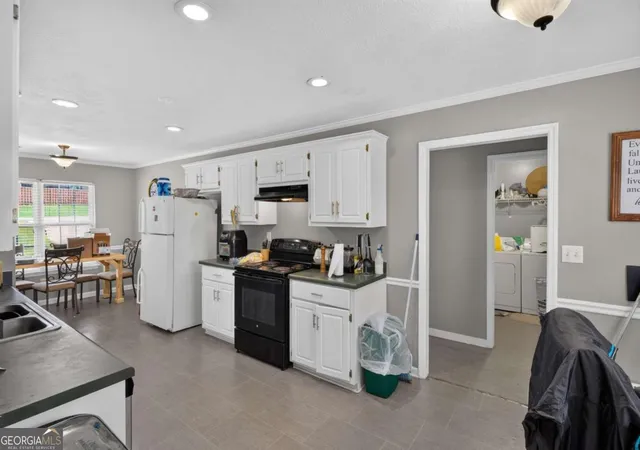Photo 3 of Sale Pending at 2025 Clarkston Dr, Augusta, GA 30909 | MLS# 10826159 | Listing updated on 2026-10-05