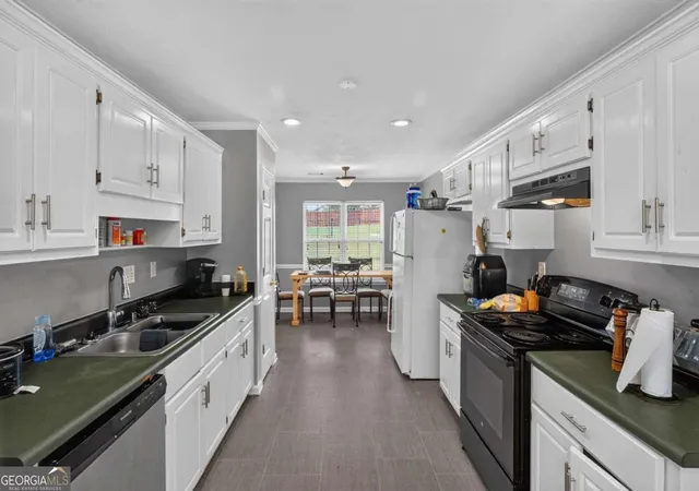 Photo 4 of Sale Pending at 2025 Clarkston Dr, Augusta, GA 30909 | MLS# 10826159 | Listing updated on 2026-10-05