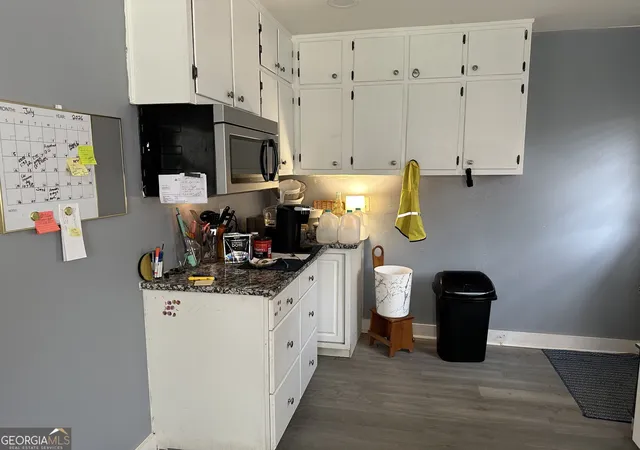 3rd image of 800 West Ave, Gainesville, GA 30501 | MLS# 10812051