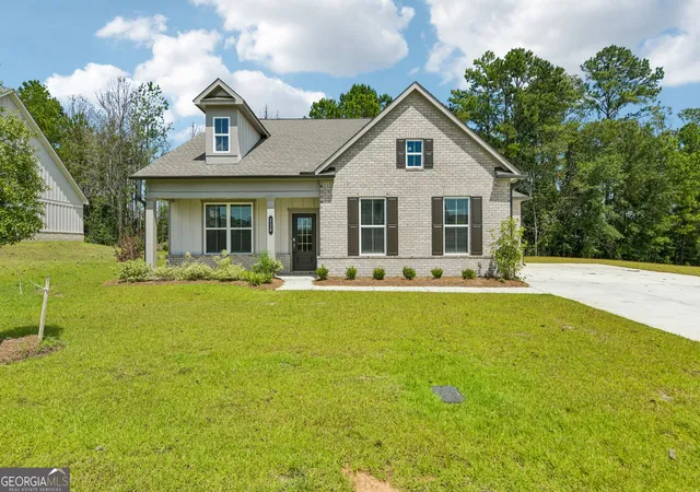 Photo 1 of Single family home for sale at 228 Flat Shoal Dr, Bonaire, GA 31005 | MLS# 10831148 | Listing updated on 2026-09-23