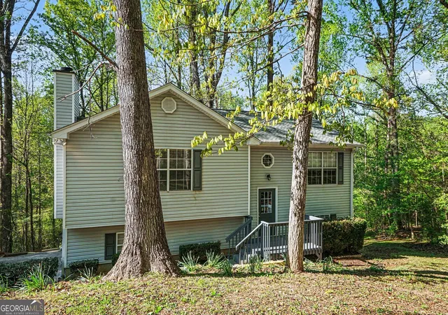 Photo 1 of Single family home for sale at 4083 Country Ln, Gainesville, GA 30507 | MLS# 10733216 | Listing updated on 2026-09-24