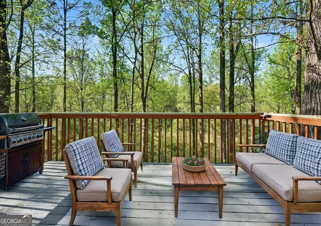 Photo 4 of Single family home for sale at 4083 Country Ln, Gainesville, GA 30507 | MLS# 10733216 | Listing updated on 2026-09-24