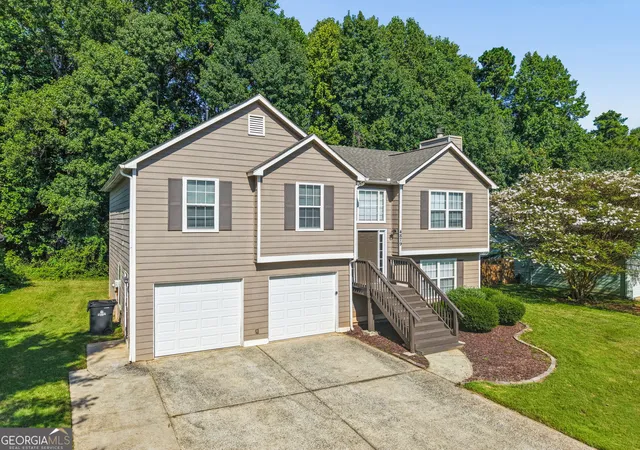Photo 1 of Single family home for sale at 4879 Lake Park Ln, Acworth, GA 30101 | MLS# 10834594 | Listing updated on 2026-10-06