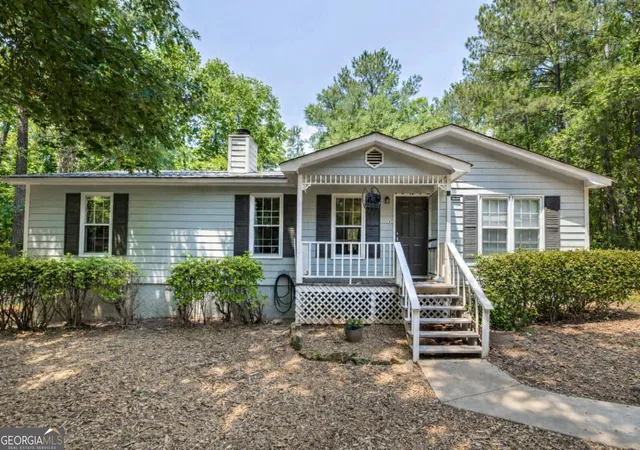 1st image of 1201 Sid Hunter Rd, Senoia, GA 30276 | MLS# 10812641