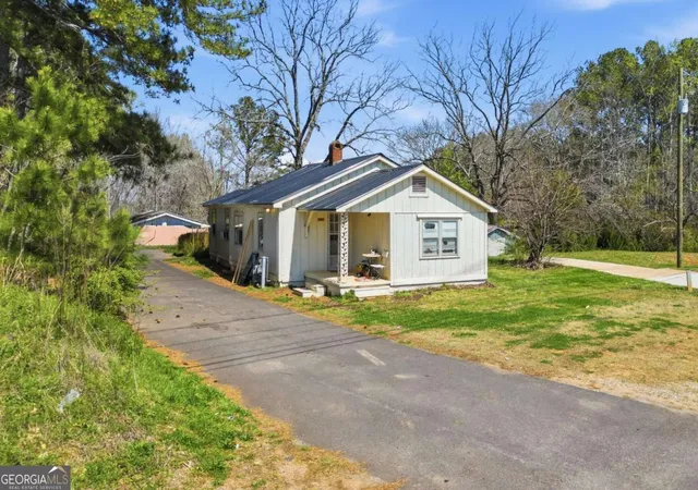 Photo 3 of Land for sale at 3823 Cumming Hwy, Canton, GA 30115 | MLS# 10719961 | Listing updated on 2026-04-10