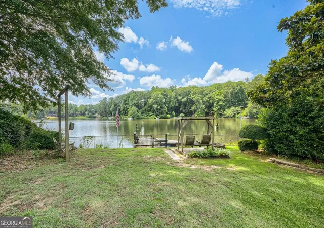 2nd image of 1909 Lake Lucerne Wy Sw, Lilburn, GA 30047 | MLS# 10809056