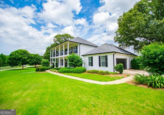 Photo 2 of Single family home for sale at 1074 Glenloch Rd, Roopville, GA 30170 | MLS# 10549935 | Listing updated on 2026-02-02