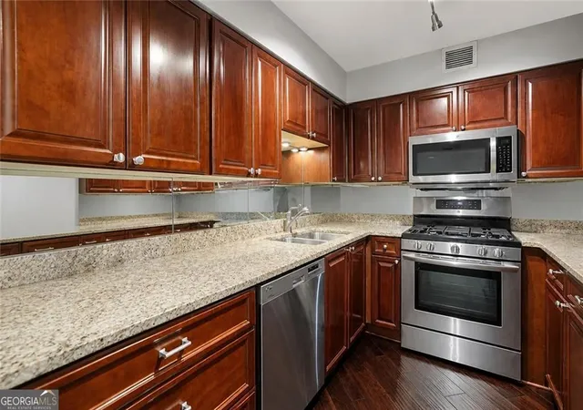 Photo 4 of Condo for sale at 2479 Peachtree Rd Ne #203, Atlanta, GA 30305 | MLS# 10758678 | Listing updated on 2026-08-30