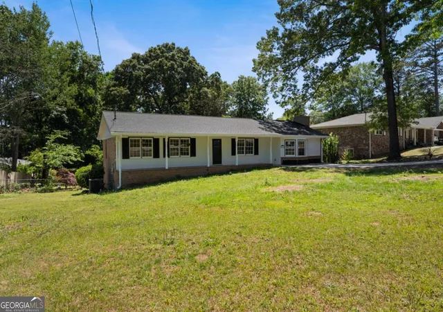 5th image of 865 Old Tucker Rd, Stone Mountain, GA 30087 | MLS# 10757042