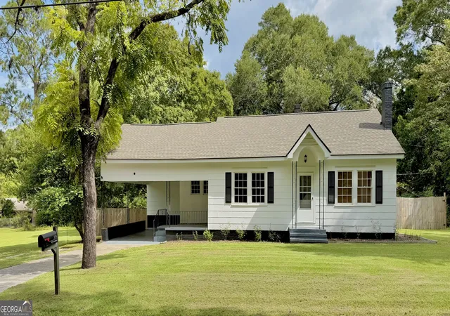 Single family home for sale at 335 12th Avenue, Eastman, GA 31023 | MLS# 10878942