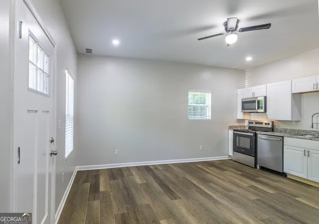 Photo 3 of Single family home for sale at 3279 Kings Park Cir, Macon, GA 31217 | MLS# 10716109 | Listing updated on 2026-06-03