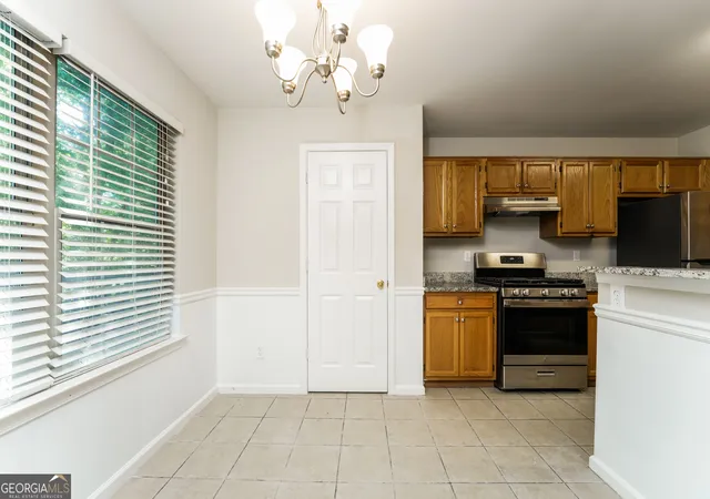 Photo 4 of Single family home for sale at 2740 Tradd Ct, Snellville, GA 30039 | MLS# 10766962 | Listing updated on 2026-08-22