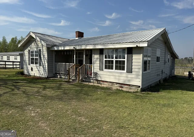 Homes for sale in Collins, GA | 9297 Lynntown Rd, Collins, GA 30421 | MLS# 10722840