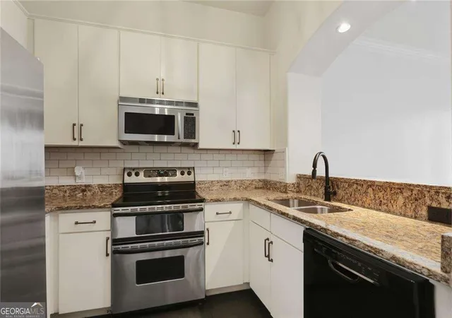 Homes for sale in Atlanta, GA | 3445 Stratford Rd Ne #1405, Atlanta, GA 30326 | MLS# 10784590