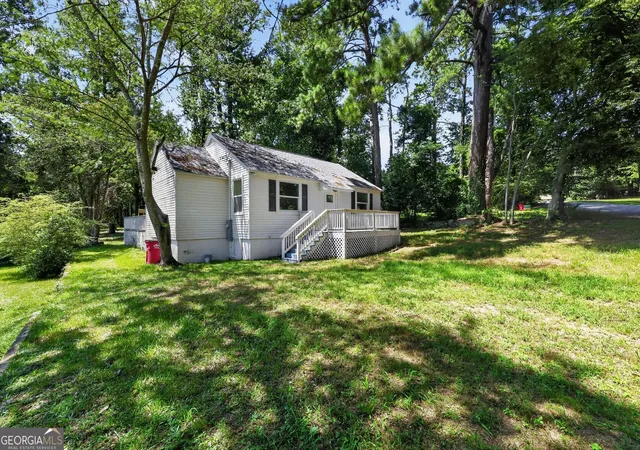 Photo 3 of Single family home for sale at 562 Marjorie Pl, Macon, GA 31204 | MLS# 10827513 | Listing updated on 2026-09-04