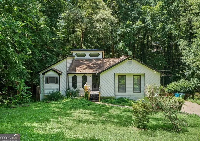 Photo 1 of Single family home for sale at 1373 Fairfield Dr Sw, Lilburn, GA 30047 | MLS# 10794972 | Listing updated on 2026-10-02
