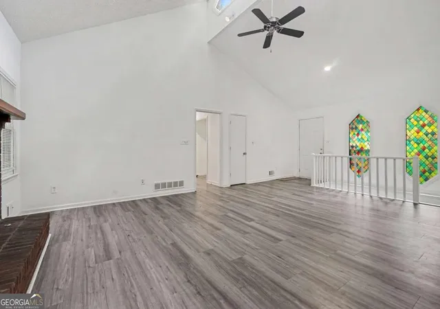 Photo 2 of Single family home for sale at 1373 Fairfield Dr Sw, Lilburn, GA 30047 | MLS# 10794972 | Listing updated on 2026-10-02