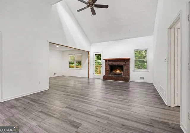 Photo 3 of Single family home for sale at 1373 Fairfield Dr SW, Lilburn, GA 30047 | MLS# 10794972 | Listing updated on 2026-10-02