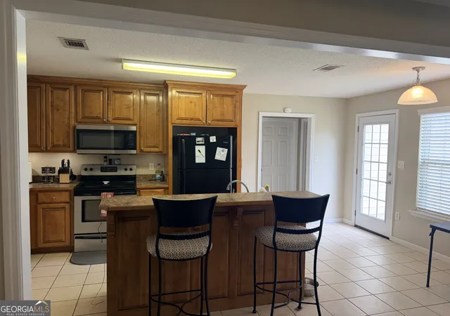 Homes for sale in Valdosta, GA | 5765 Fontana Rd, Valdosta, GA 31601 | MLS# 10742402