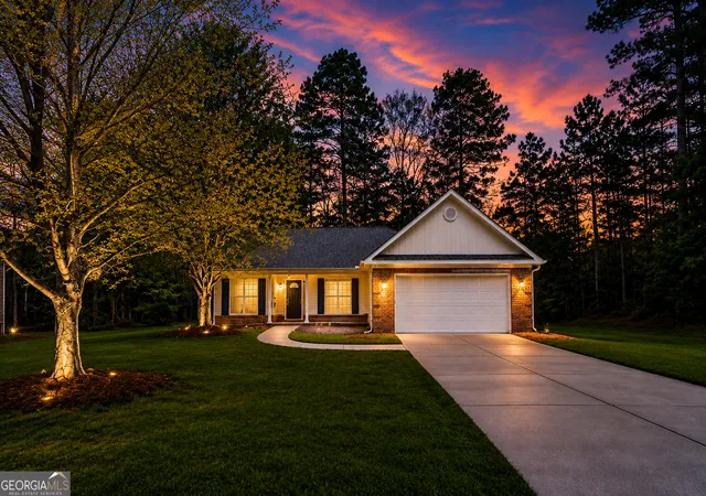 Photo 2 of Single family home for sale at 396 E Sycamore Dr, Winder, GA 30680 | MLS# 10710385 | Listing updated on 2026-10-04