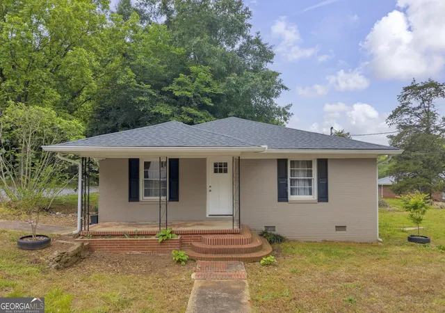 Homes for sale in Carnesville, GA | 735 Bowersville Rd, Carnesville, GA 30521 | MLS# 10757228