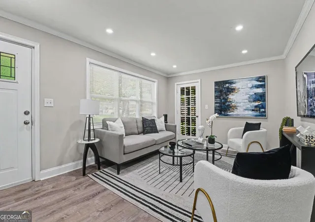 2nd image of 1724 Leslie Ave Sw, Atlanta, GA 30311 | MLS# 10801789