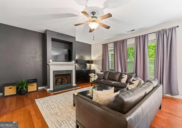 Photo 3 of Sale Pending at 97 Grampian Ct, Marietta, GA 30008 | MLS# 10812031 | Listing updated on 2026-08-25