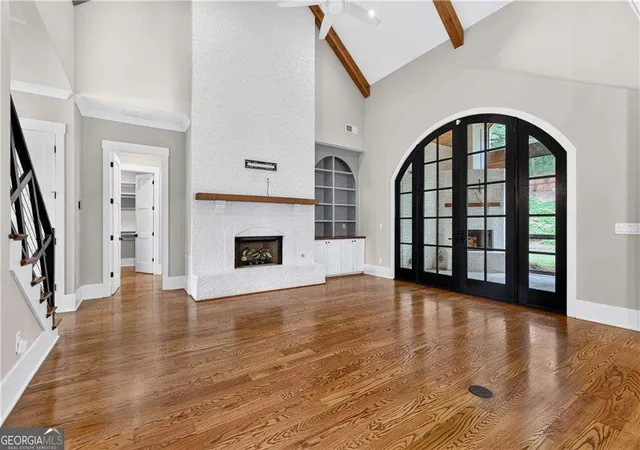 Photo 4 of Single family home for sale at 1009 Davenport Cir, Powder Springs, GA 30127 | MLS# 10800881 | Listing updated on 2026-09-18