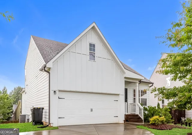 2nd image of 128 Hood Park Dr, Newnan, GA 30265 | MLS# 10683842