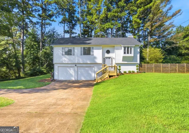 Photo 1 of Single family home for sale at 1290 Shallowford Rd, Marietta, GA 30066 | MLS# 10818011 | Listing updated on 2026-09-13