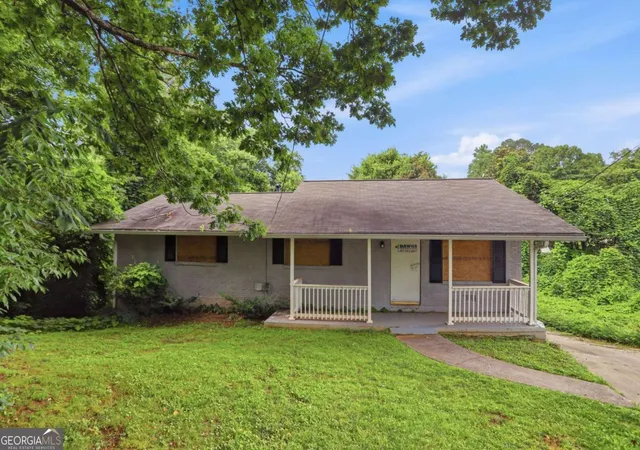 1st image of 2370 Tiffany Cir, Decatur, GA 30035 | MLS# 10782310