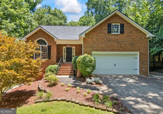 Homes for sale in Athens, GA | 1141 Golf Course Lane, Athens, GA 30605 | MLS# 10784329