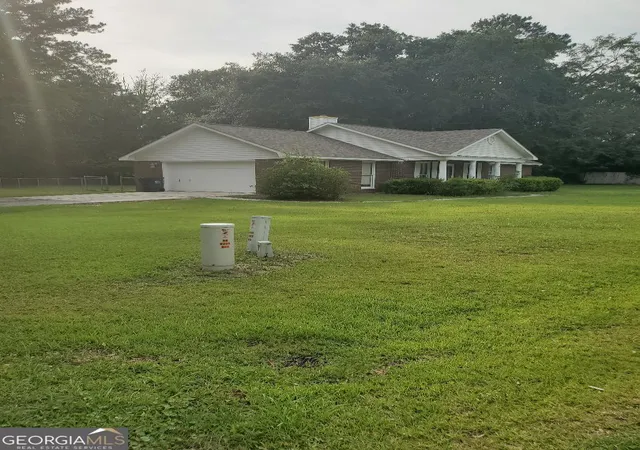 Photo 3 of Sale Pending at 68 Deerfield Cir, Kingsland, GA 31548 | MLS# 10553162 | Listing updated on 2025-09-15