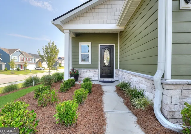 Photo 32 of Single family home for sale at 313 Moosehead Trl, Hoschton, GA 30548 | MLS# 10816657 | Listing updated on 2026-08-31