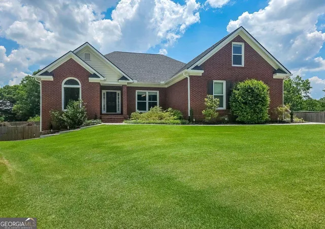 Photo 1 of Single family home for sale at 1475 Barrett Pl Ln, Lawrenceville, GA 30043 | MLS# 10785047 | Listing updated on 2026-09-12
