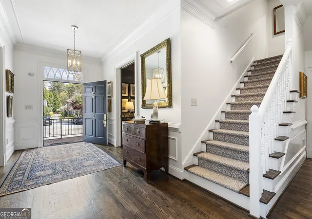 Photo 3 of Single family home for sale at 9 Nacoochee Pl Nw, Atlanta, GA 30305 | MLS# 10782206 | Listing updated on 2026-08-26