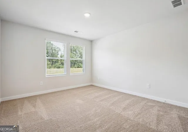 Photo 4 of Single family home for sale at 805 Crover Ct, Fairburn, GA 30213 | MLS# 10835804 | Listing updated on 2026-09-12