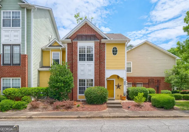 Townhouse for sale at 1732 Sw Pryor Rd #605, Atlanta, GA 30315 | MLS# 10833183