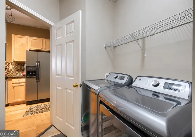 Photo 4 of Townhouse for sale at 1732 Sw Pryor Rd #605, Atlanta, GA 30315 | MLS# 10833183 | Listing updated on 2026-09-15