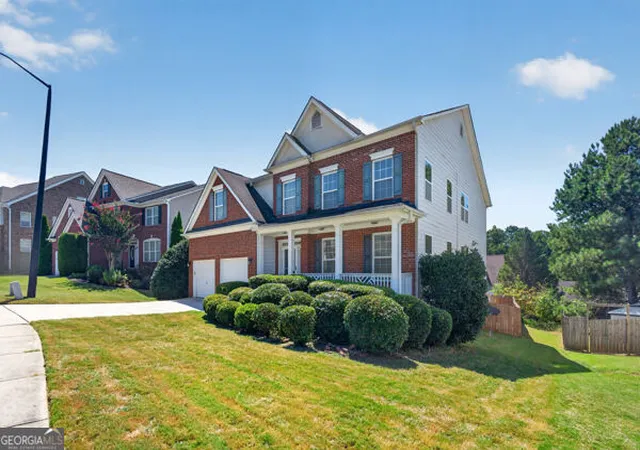 Photo 2 of Sale Pending at 5280 Lakerock Wy Sw, Atlanta, GA 30331 | MLS# 10819982 | Listing updated on 2026-10-26